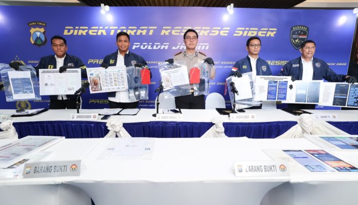 Polda Jatim Bongkar Sindikat Penipuan Online Emas Murah, Lima Tersangka Diantaranya Warga Binaan Lapas Diamankan