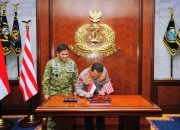 Kapolri Bersama Menko Polkam dan Pimpinan Lembaga Negara Perkuat Kebersamaan di Mabes TNI AL