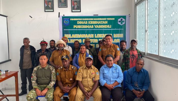 Wujudkan Kemanunggalan TNI-Rakyat, Satgas Pamtas RI-PNG Kewilayahan Yonif 645/Gty Laksanakan Anjangsana Penuhi Undangan Puskesmas