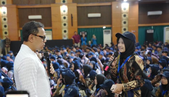 Bangun Indonesia, Wamendagri Bima Ajak Generasi Muda Ambil Peran di Tengah Disrupsi Digital