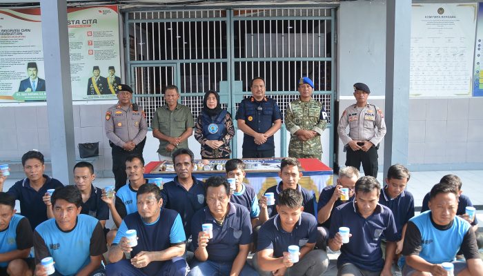 Lapas Lamongan Gelar Razia Gabungan Bersama Aparat Penegak Hukum, Perkuat Komitmen Bersih dari Halinar