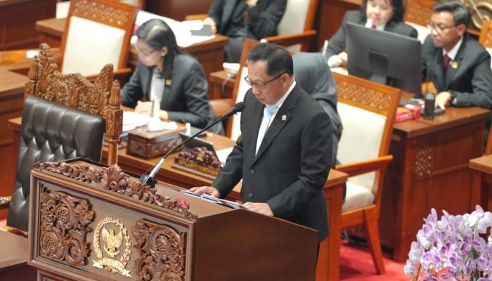 Paripurna DPR RI Setujui 15 RUU Kabupaten/Kota Jadi UU, Mendagri: Perkuat Kepastian Hukum Tata Kelola Pemerintahan Daerah