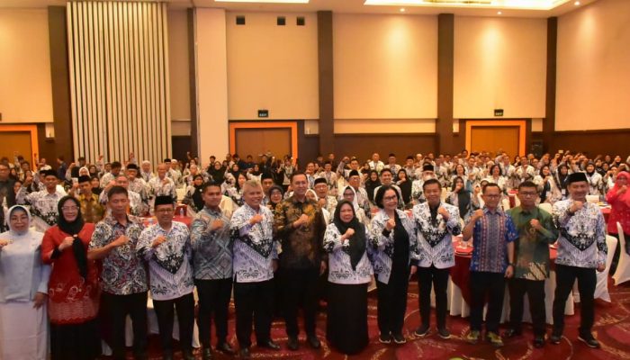 Danrem 132/Tadulako Hadiri Konferensi Kerja II PGRI Provinsi Sulawesi Tengah Tahun 2026
