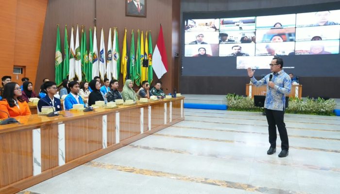 Wamendagri Bima Arya Tekankan Pentingnya Karakter dan Jejaring bagi Peserta Masadagri