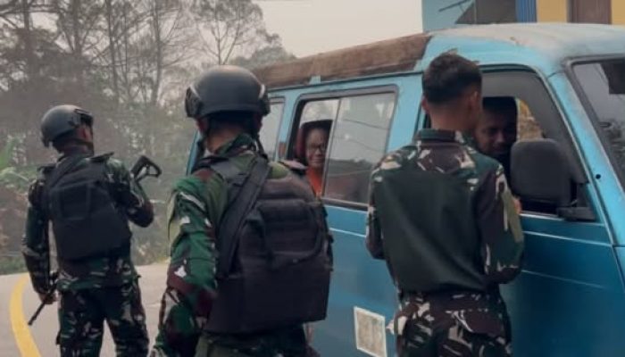 Satgas Yonif 147/KGJ Pos Kramamongga Gelar Sweeping Kendaraan Jaga Stabilitas Keamanan