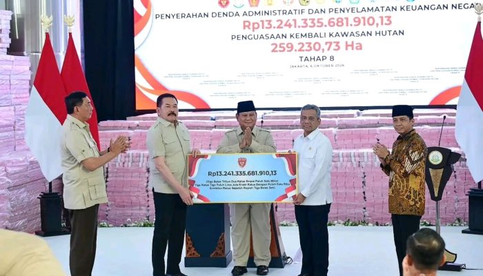 Presiden Prabowo Saksikan Penyerahan Hasil Penertiban Kawasan Hutan Tahap VIII: Rp52 Triliun Keuangan Negara Diselamatkan