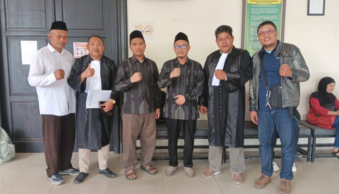 Sidang Pembacaan Duplik Oleh PH Terdakwa Atas Replik dari JPU Kajari Gresik